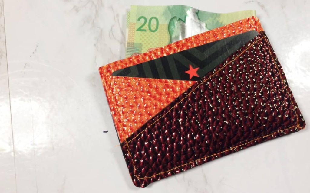 Online Learning to Crochet a Credit Card Holder Course · Creative Fabrica